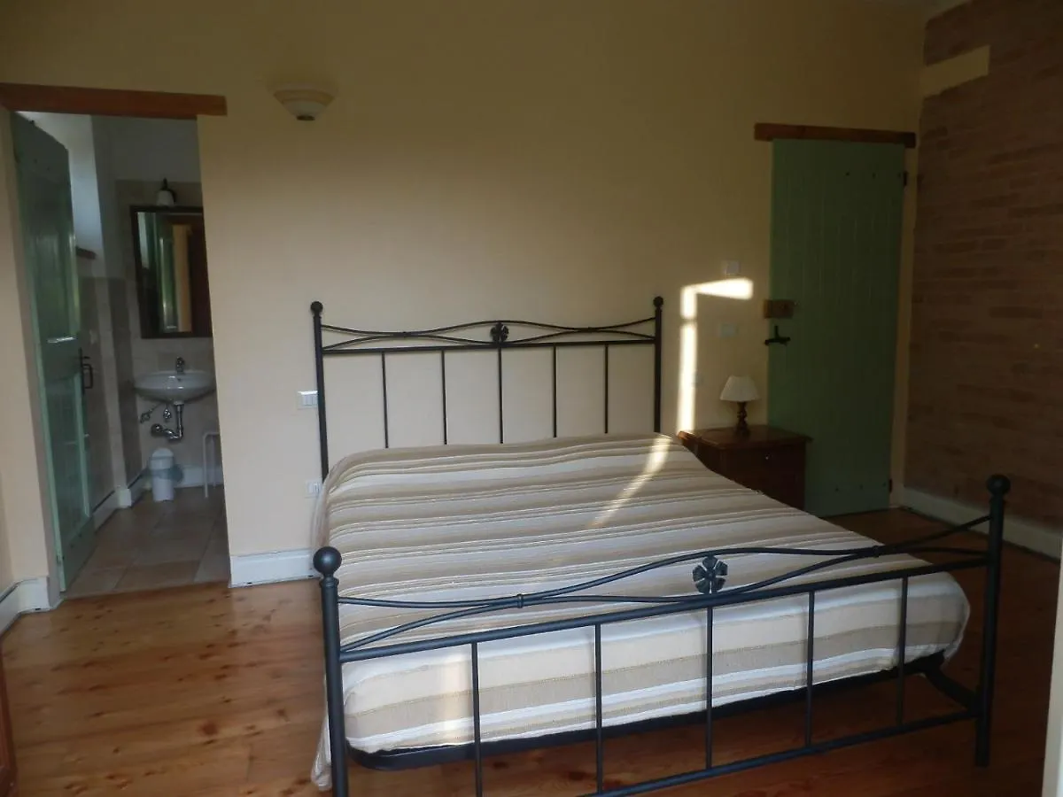 Alloggio per agriturismo Agriturismo I Ciliegi del Checco San Marcello  Italia